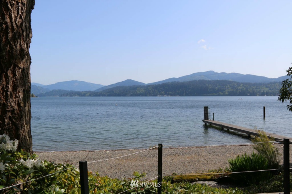2343 North Shore Road Bellingham, WA 98226 - Photo 4 of 25 Gallery Image 4
