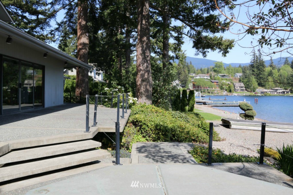 2343 North Shore Road Bellingham, WA 98226 - Photo 7 of 25 Gallery Image 7