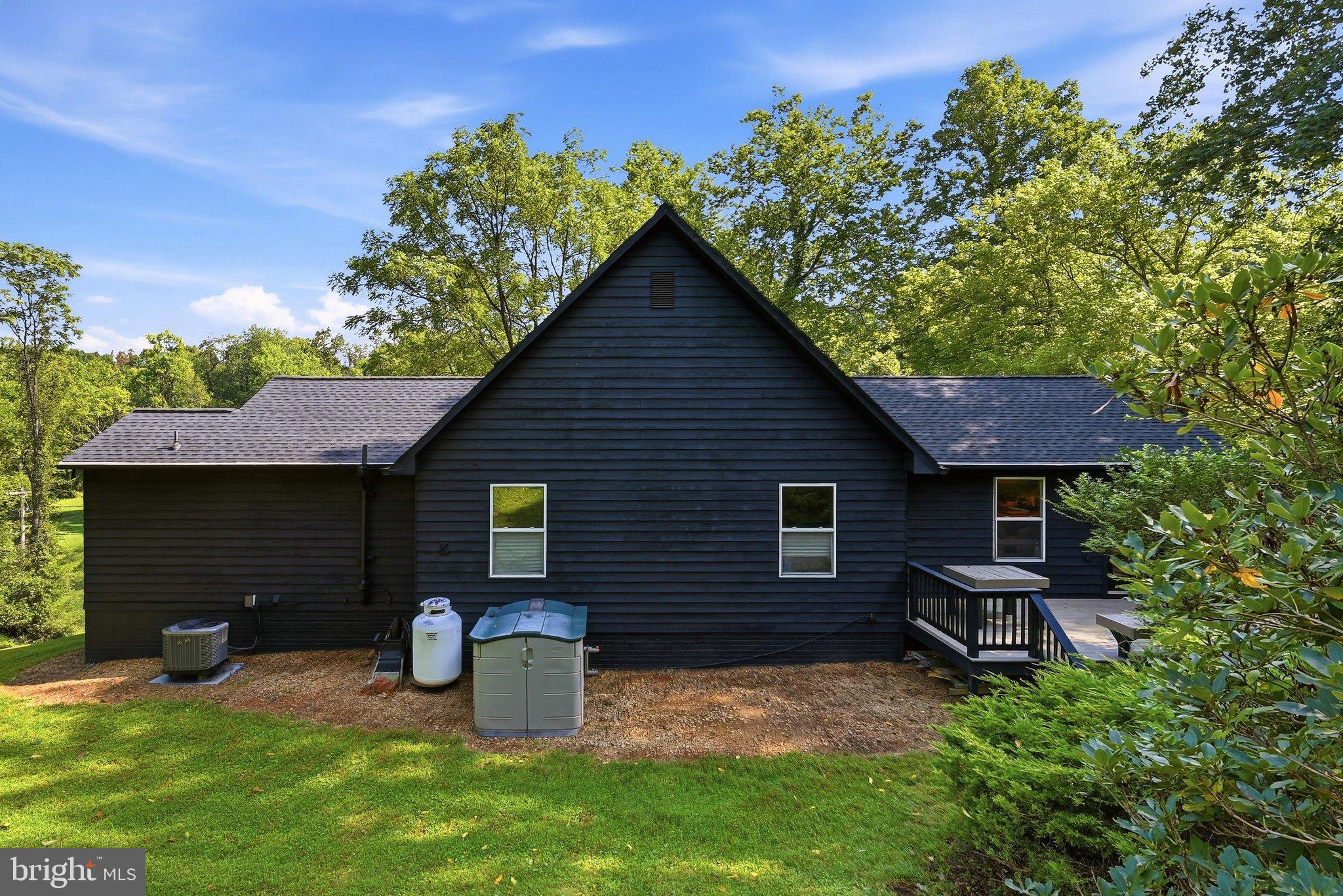 92 High Knob Road Front Royal, VA 22630 - Photo 47 of 61 Back Exterior