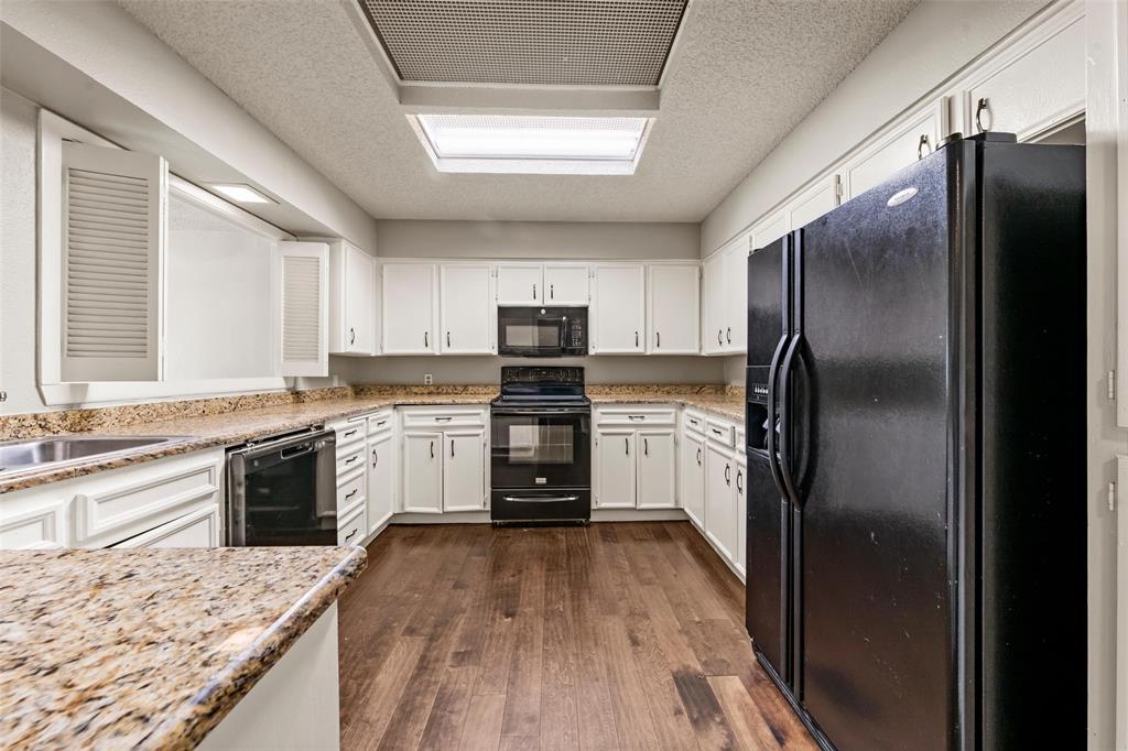 2812 Stewart Drive Waco, TX 76708 - Photo 5 of 21