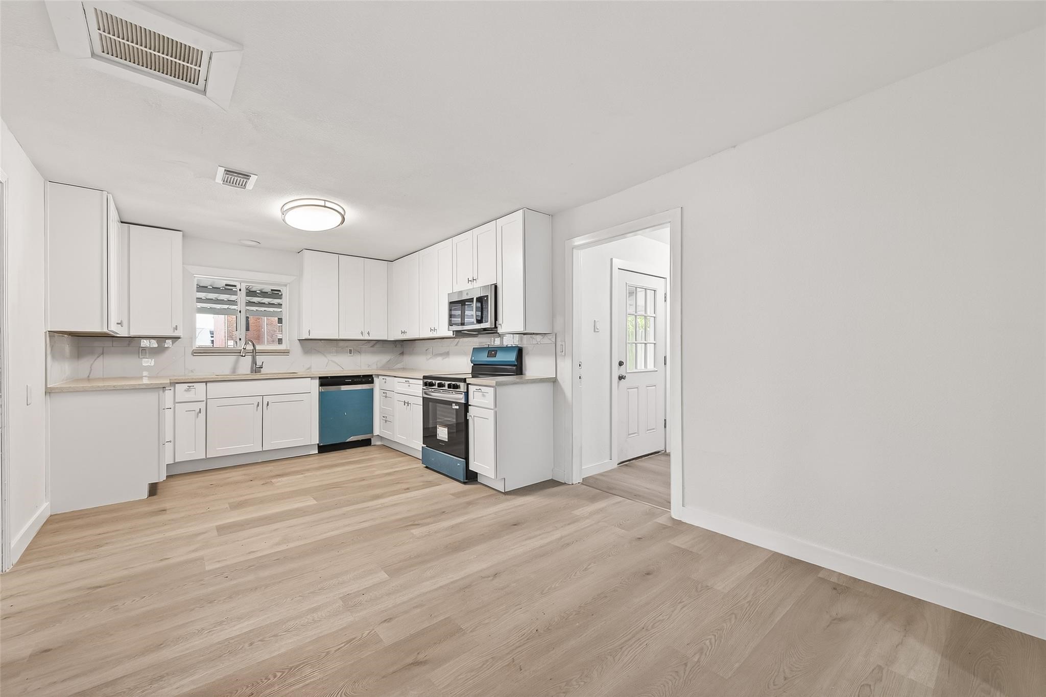 815 Brooks Avenue Rosenberg, TX 77471 - Photo 25 of 48