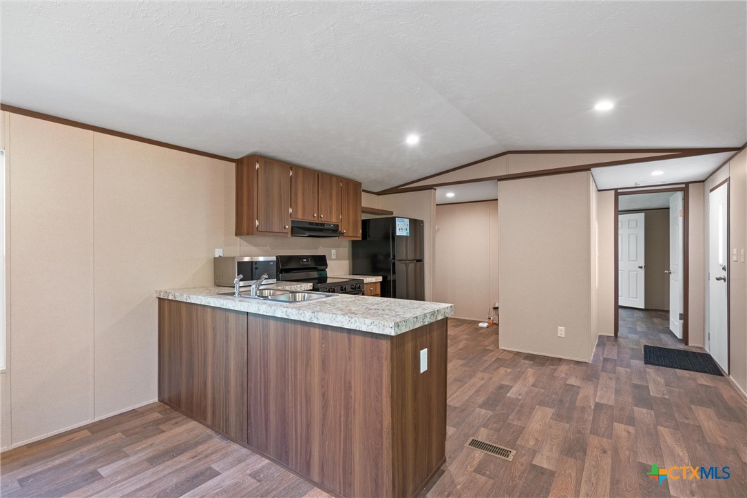 27 Briarwood Road Morgan's Point Resort, TX 76513 - Photo 10 of 37