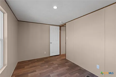 a view of empty room with window