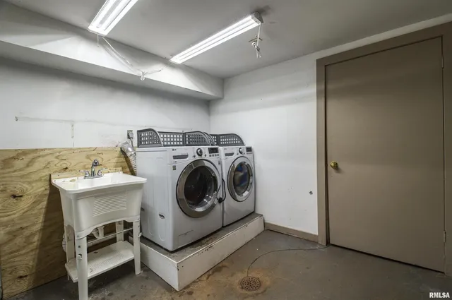 $135,000 | 828 10th Avenue, Fulton, IL 61252