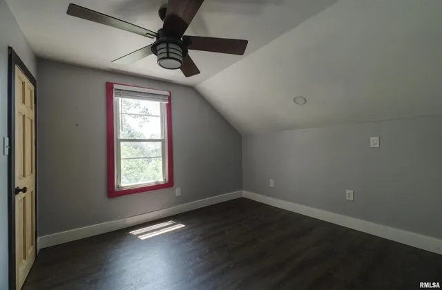 $140,000 | 828 10th Avenue, Fulton, IL 61252