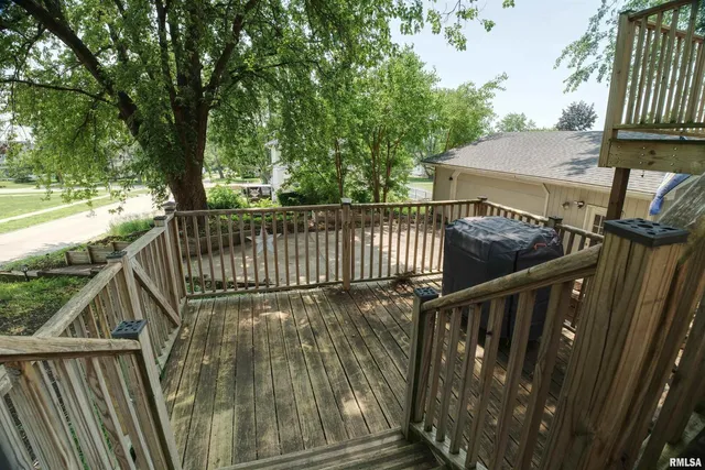 $135,000 | 828 10th Avenue, Fulton, IL 61252