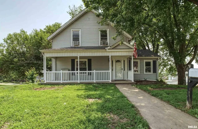 $140,000 | 828 10th Avenue, Fulton, IL 61252