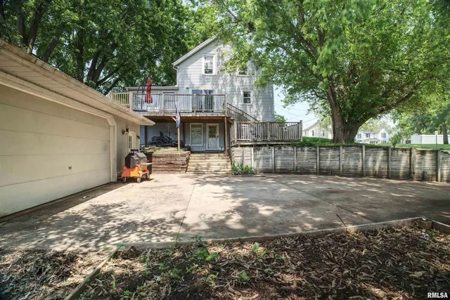 $140,000 | 828 10th Avenue, Fulton, IL 61252