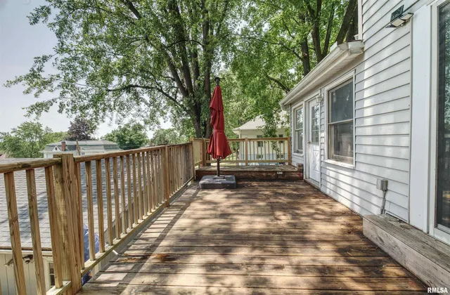 $140,000 | 828 10th Avenue, Fulton, IL 61252