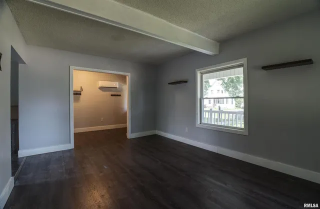 $135,000 | 828 10th Avenue, Fulton, IL 61252