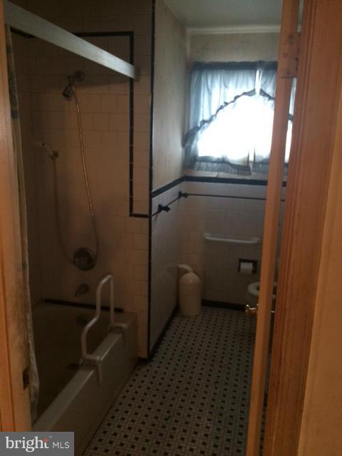 3831 Brownhill Road Randallstown, MD 21133 - Photo 8 of 9 Bath