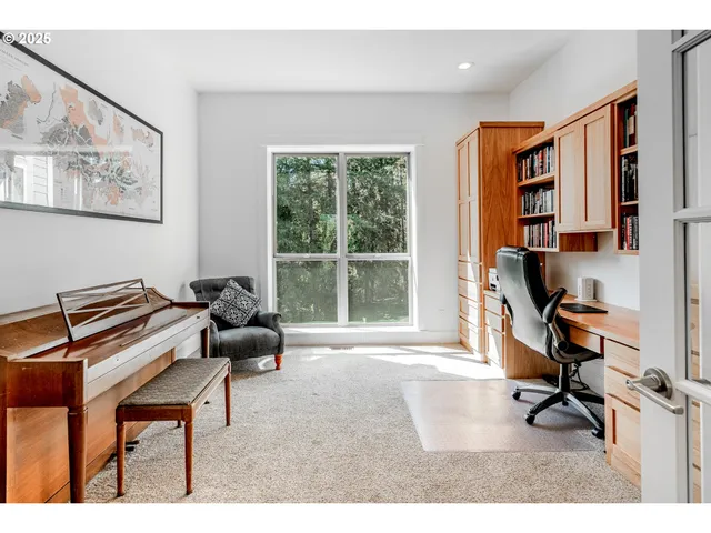 $1,275,000 | 9145 Wallace Road Northwest, Salem, OR 97304