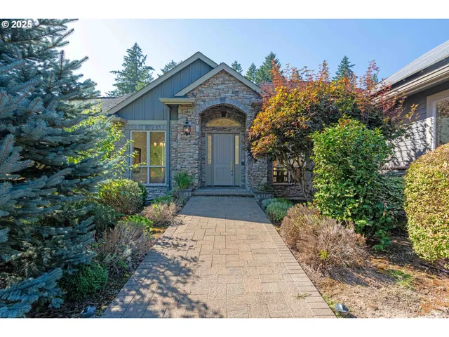 $1,275,000 | 9145 Wallace Road Northwest, Salem, OR 97304