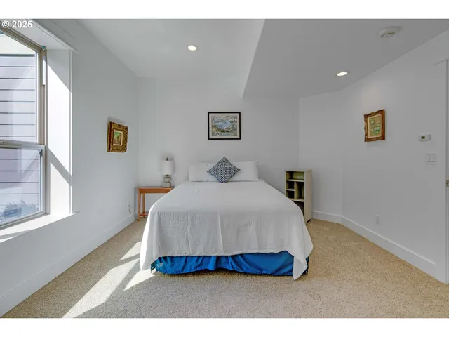 $1,275,000 | 9145 Wallace Road Northwest, Salem, OR 97304