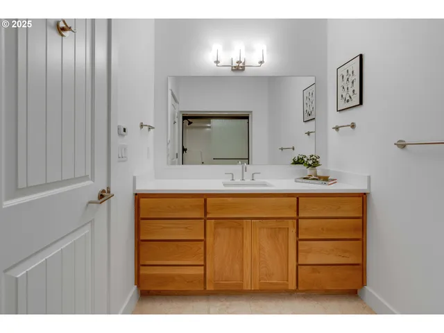 $1,275,000 | 9145 Wallace Road Northwest, Salem, OR 97304