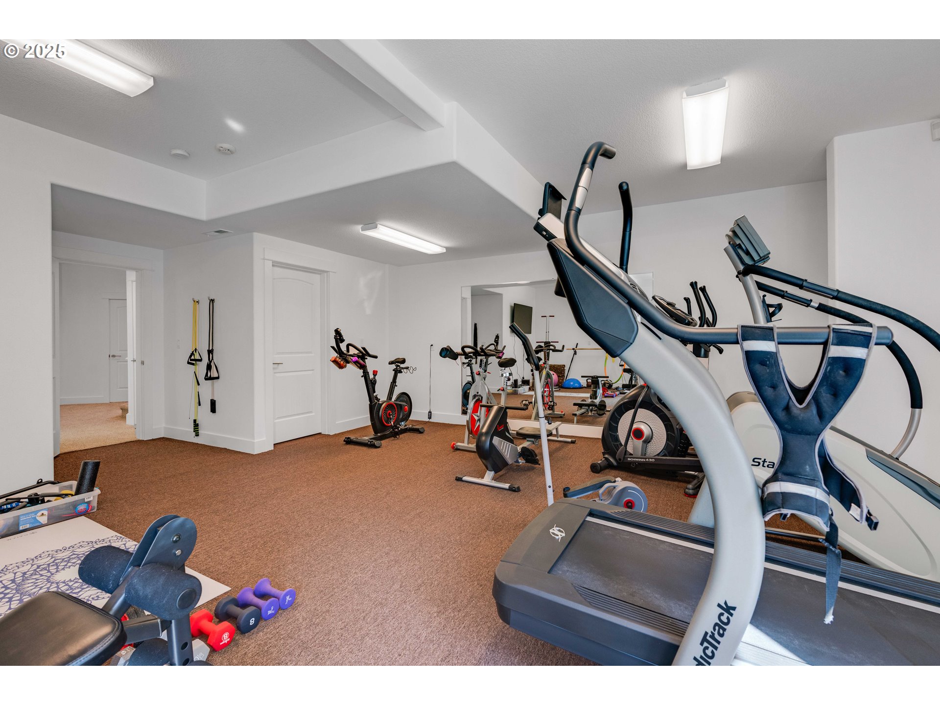 9145 Wallace Road Northwest Salem, OR 97304 - Photo 33 of 47