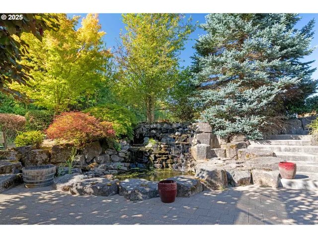 $1,275,000 | 9145 Wallace Road Northwest, Salem, OR 97304