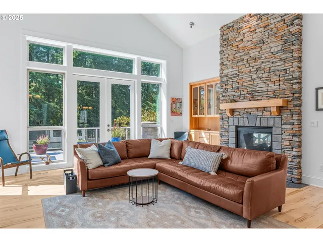 $1,275,000 | 9145 Wallace Road Northwest, Salem, OR 97304