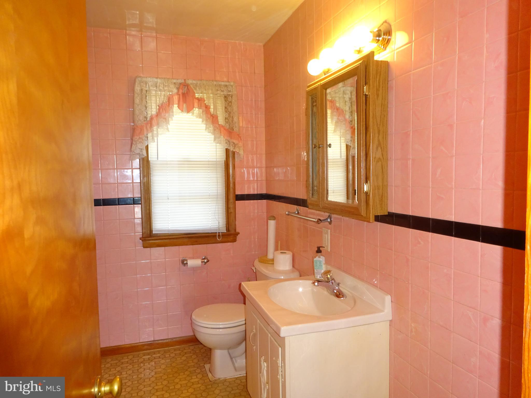 216 Devonshire Road Hagerstown, MD 21740 - Photo 9 of 17 Gallery Image 9