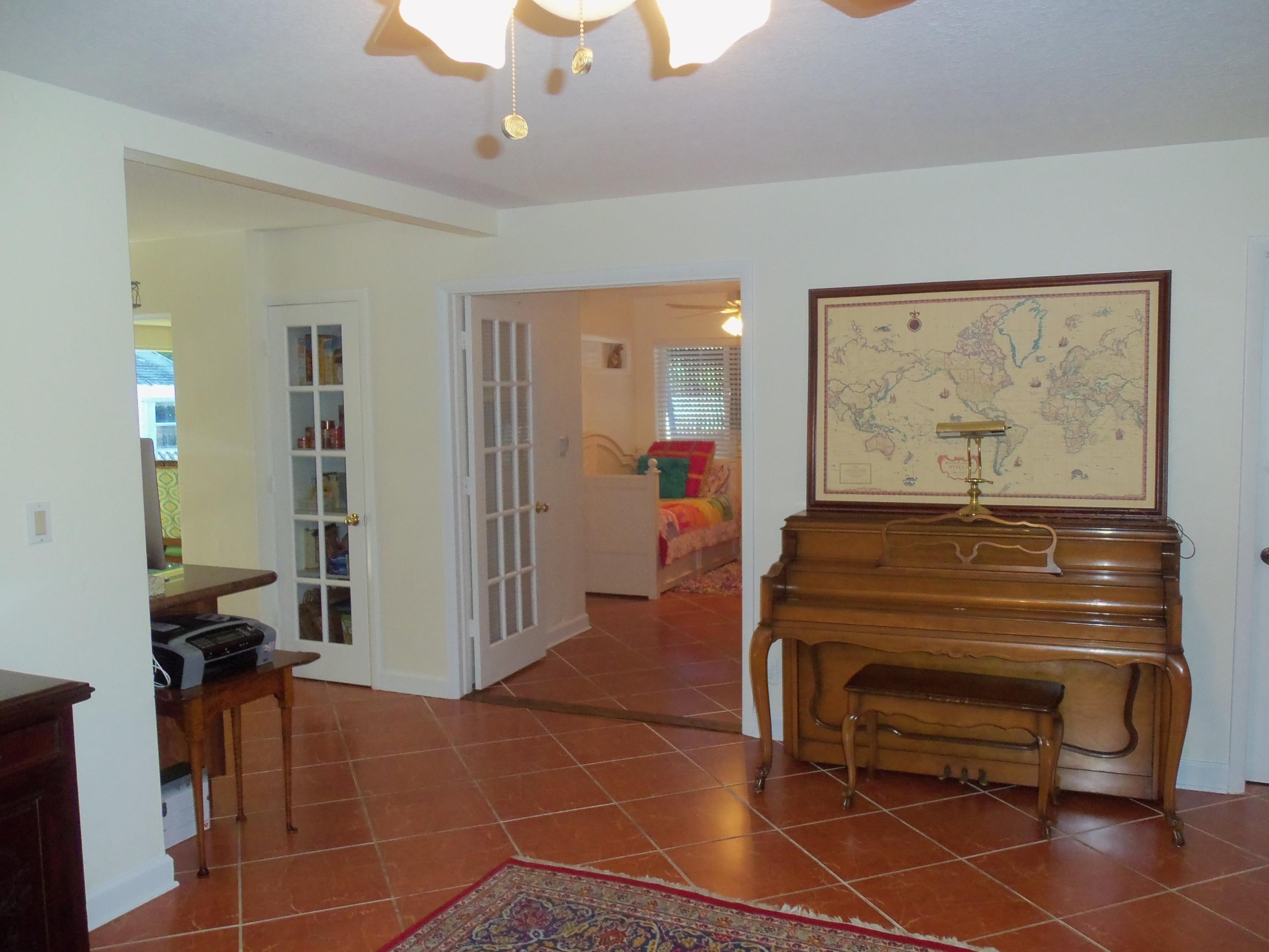 278 Northeast 30th Street Boca Raton, FL 33431 - Photo 6 of 30 3RD BEDROOM