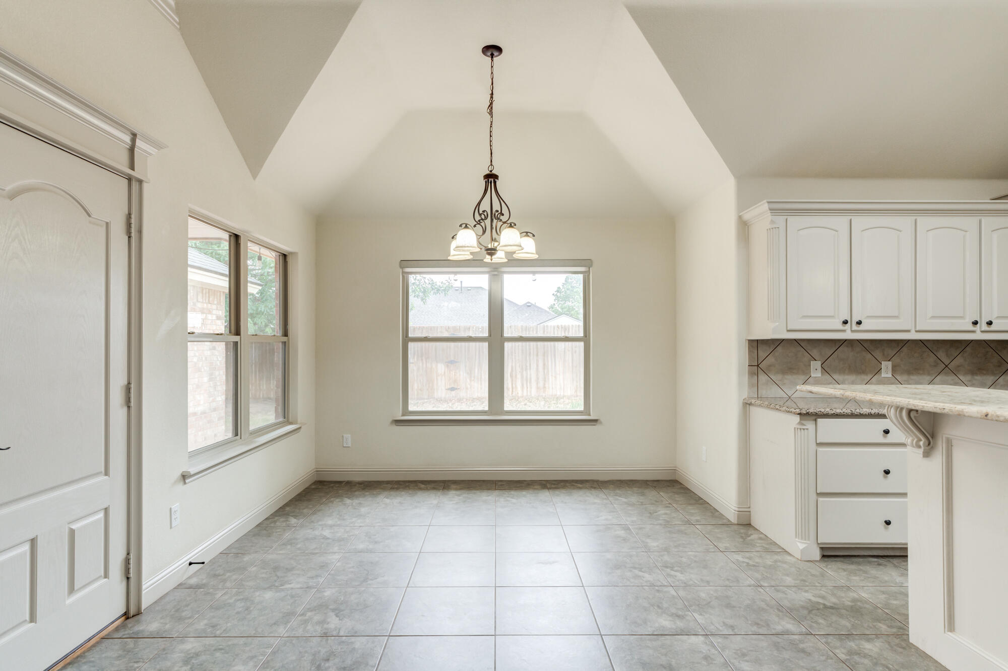 6406 93rd Street Lubbock, TX 79424 - Photo 14 of 45 DSC02502_3_4_5_6