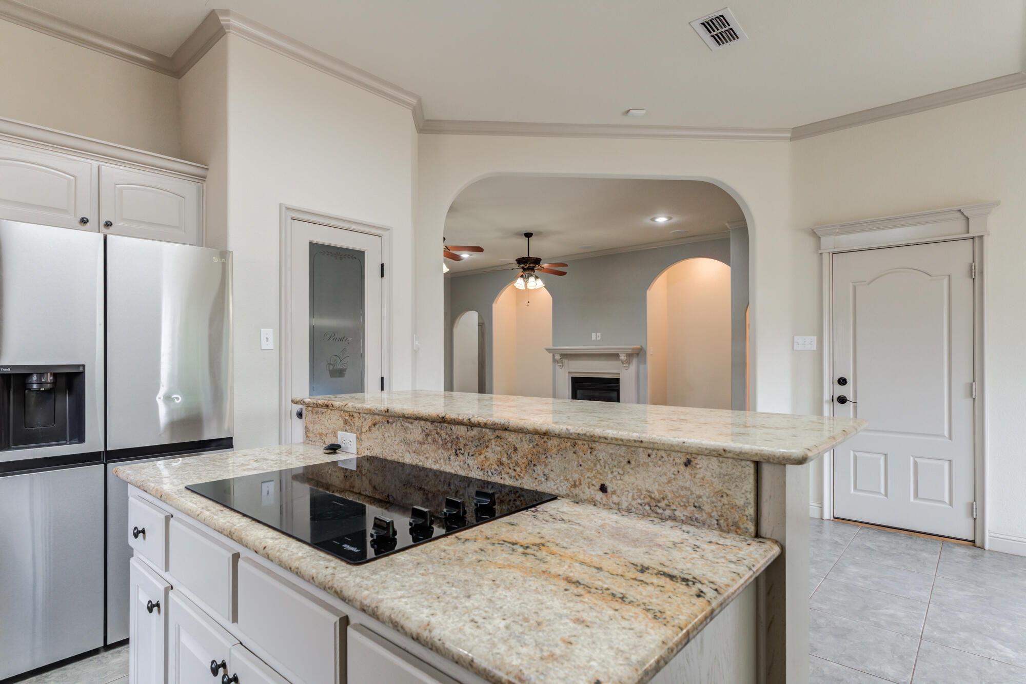 6406 93rd Street Lubbock, TX 79424 - Photo 19 of 45 DSC02527_28_29_30_31