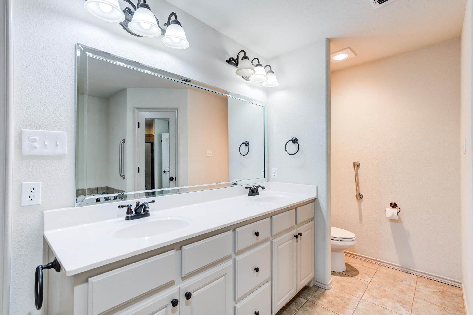6406 93rd Street Lubbock, TX 79424 - Photo 26 of 45 DSC02562_3_4_5_6