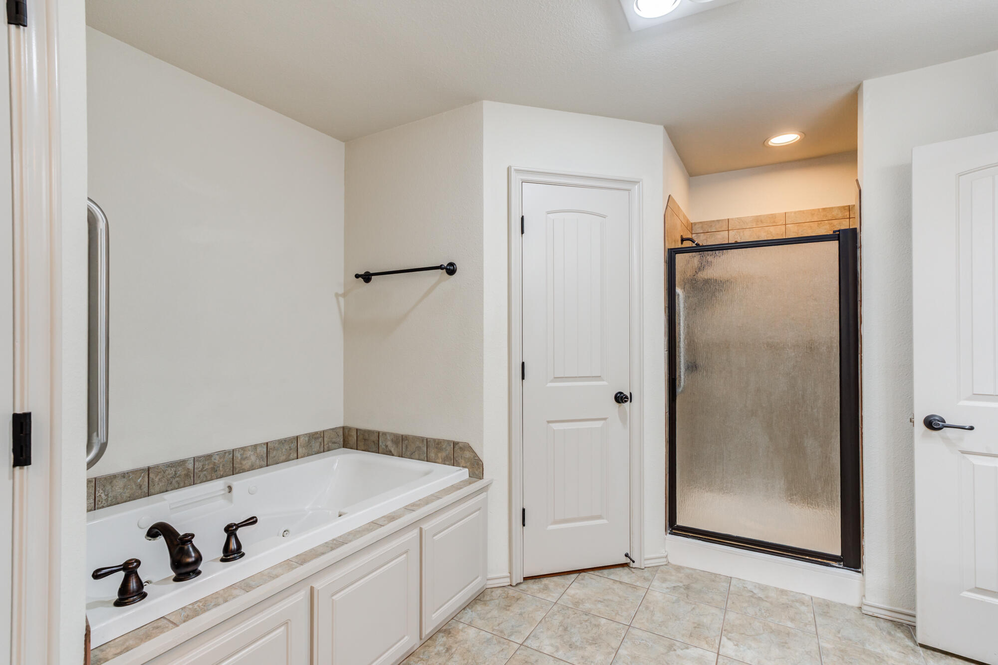 6406 93rd Street Lubbock, TX 79424 - Photo 27 of 45 DSC02567_68_69_70_71