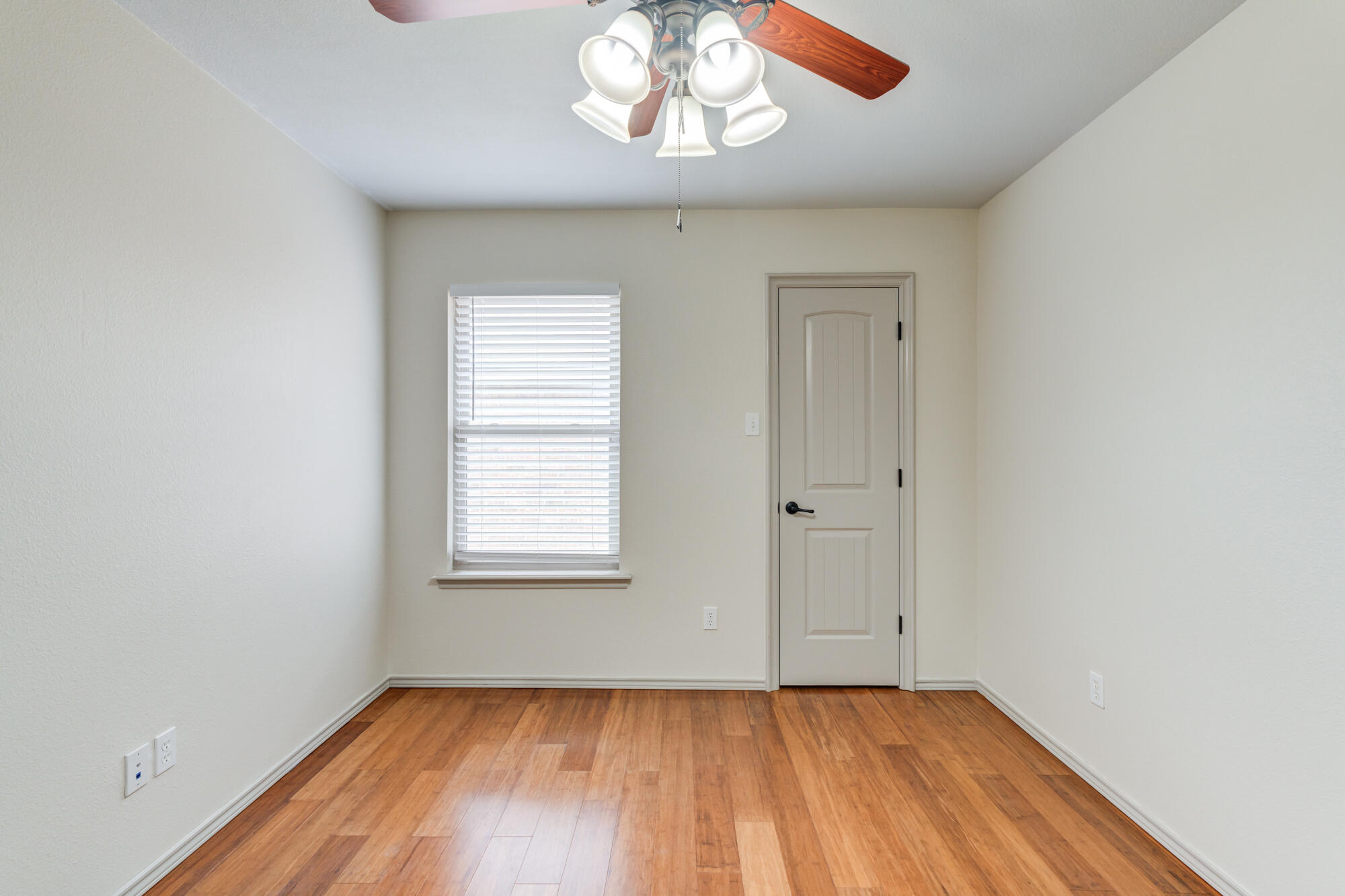 6406 93rd Street Lubbock, TX 79424 - Photo 33 of 45 DSC02597_598_599_600_601