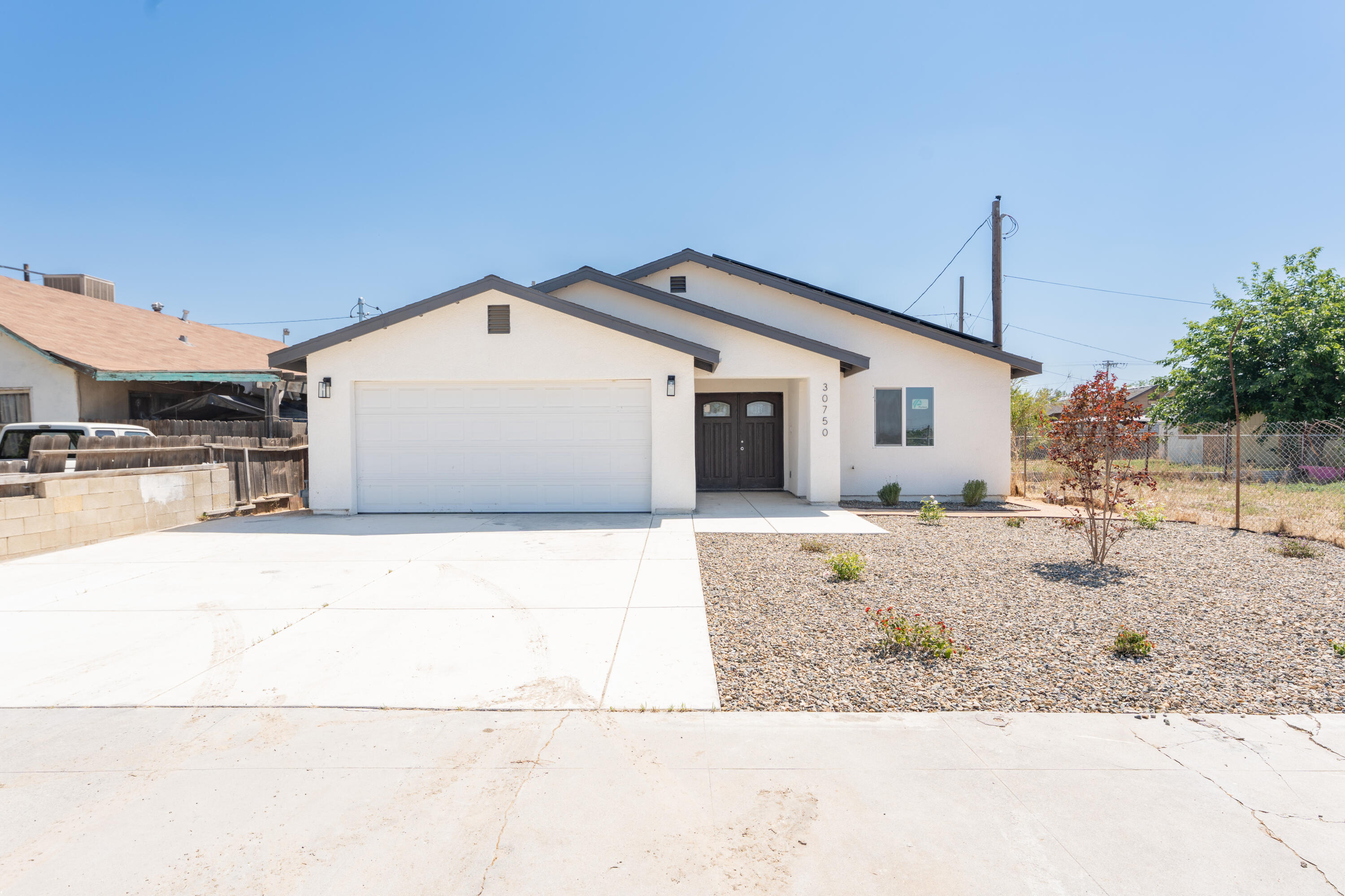 30750 Farr Road Visalia, CA 93291 - Photo 2 of 33 1