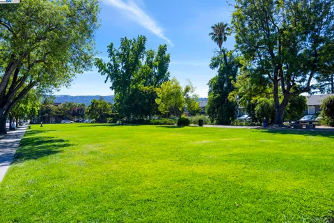 $1,695,000 | 4525 Entrada Court, Pleasanton, CA 94566