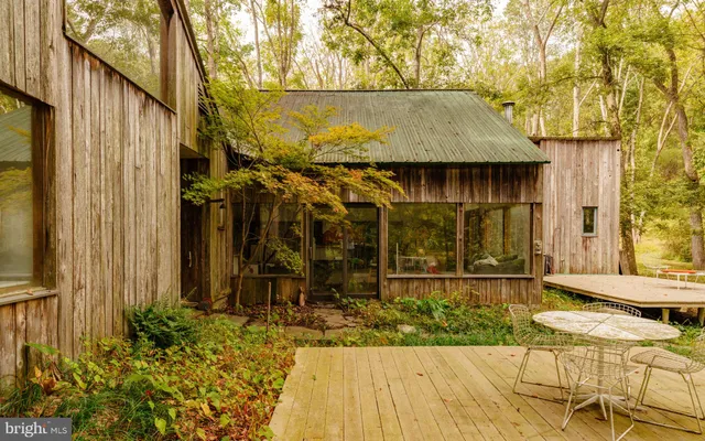 $1,990,000 | 36 Rabbit Run Road, Malvern, PA 19355