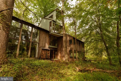 $1,990,000 | 36 Rabbit Run Road, Malvern, PA 19355