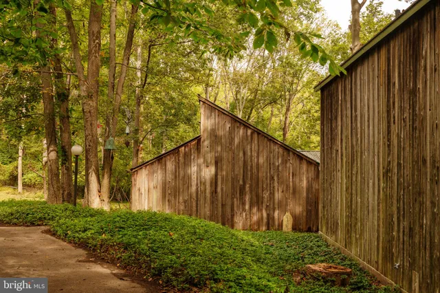 $1,990,000 | 36 Rabbit Run Road, Malvern, PA 19355