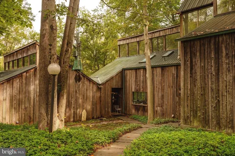 $1,990,000 | 36 Rabbit Run Road, Malvern, PA 19355