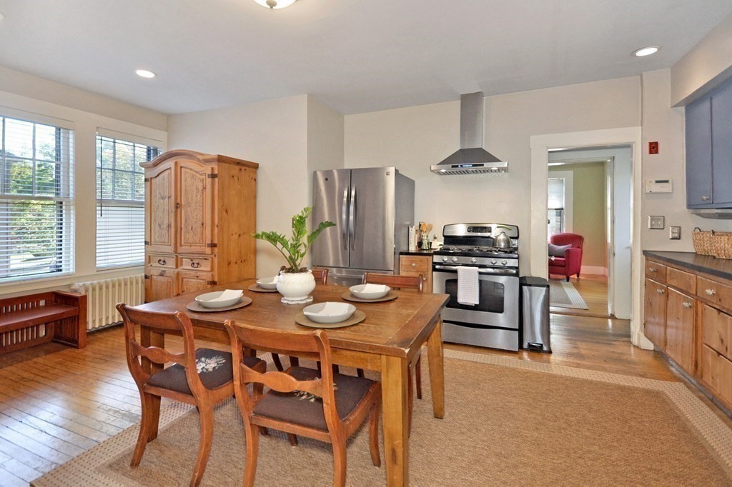 32 Appleton Street Arlington, MA 02476 - Photo 10 of 39 Gallery Image 10