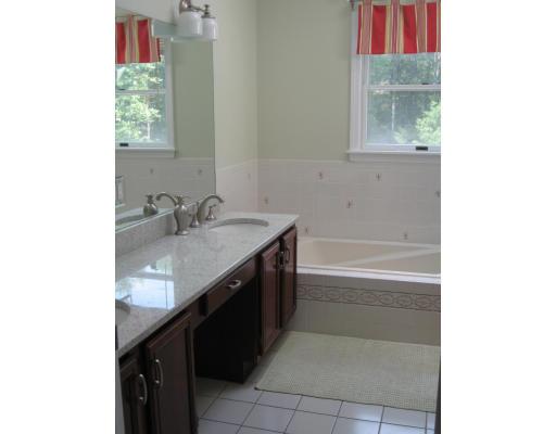 61 Leslie Road Rowley, MA 01969 - Photo 12 of 29