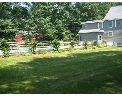 61 Leslie Road Rowley, MA 01969 - Photo 3 of 29
