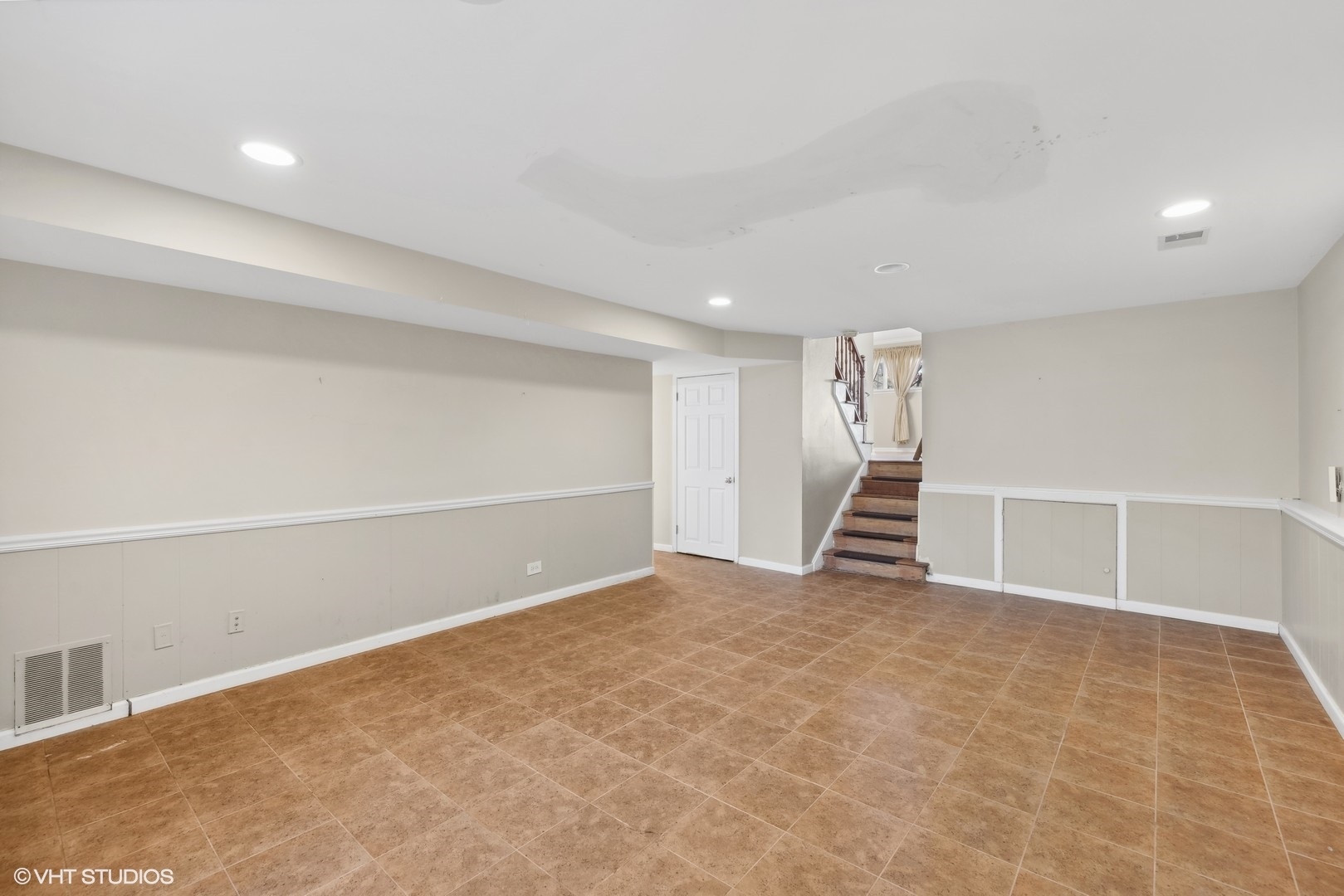 1521 Lakeside Drive Wheaton, IL 60187 - Photo 12 of 17 a view of an empty room with wooden floor