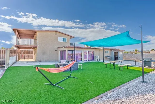 $5,995 | 4990 Philmar Avenue, Las Vegas, NV 89120