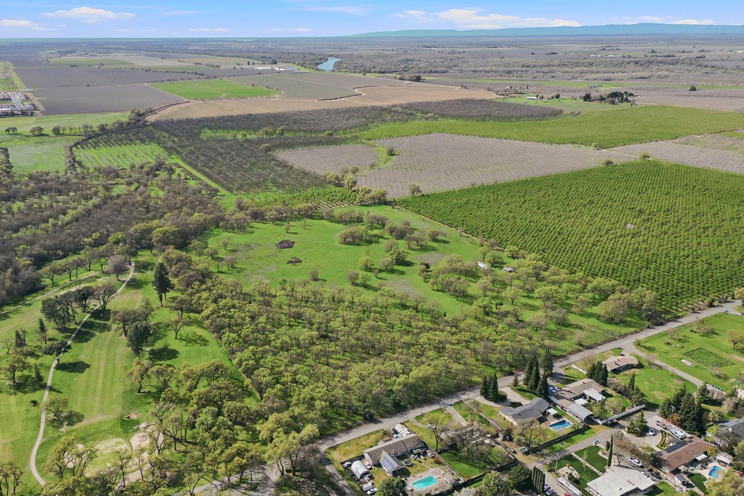 1374 Country Club Road Olivehurst, CA 95961 - Photo 2 of 16