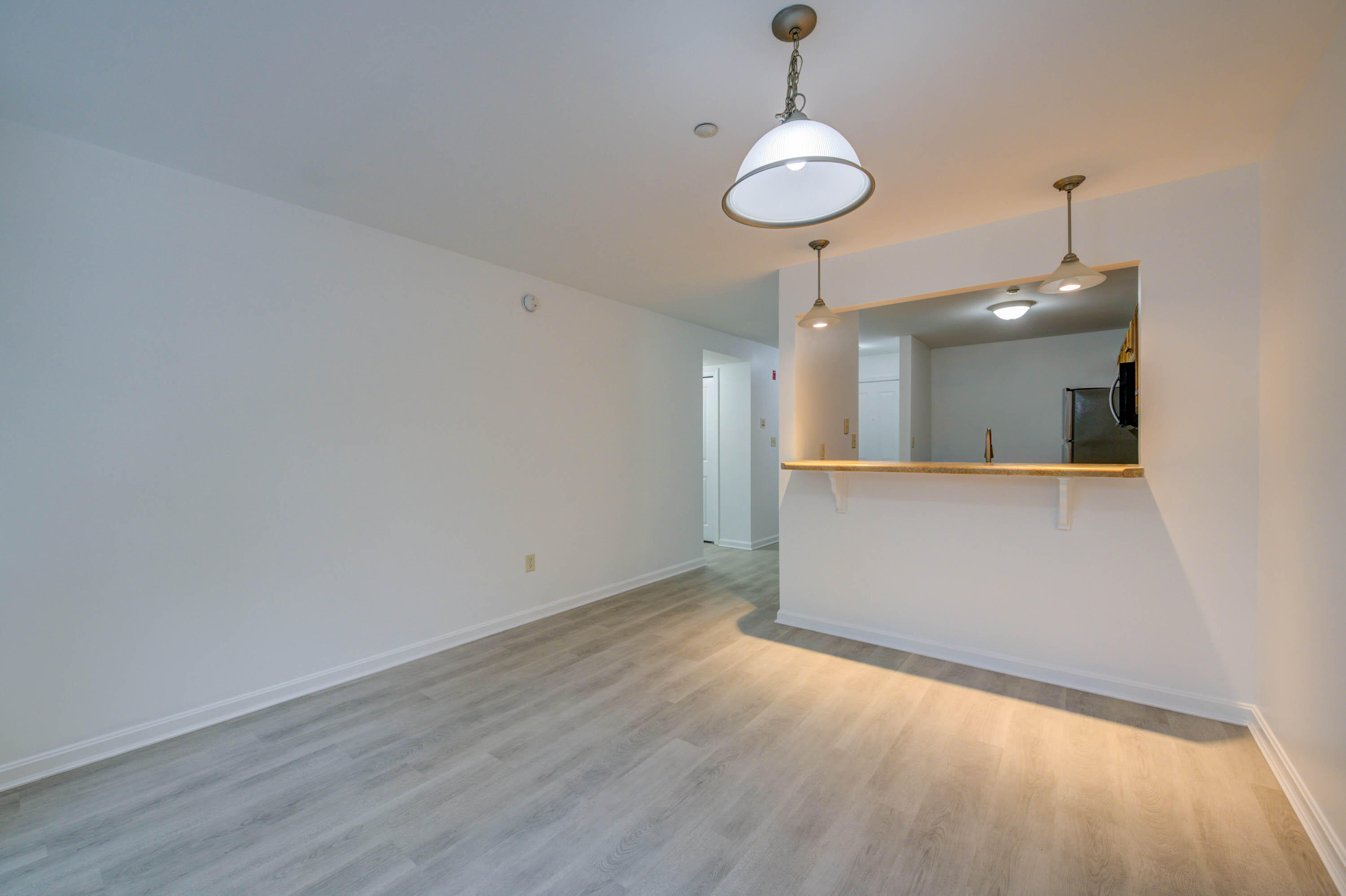 18 Smithwheel Road, Unit 63 Old Orchard Beach, ME 04064 - Photo 11 of 29 Living Room