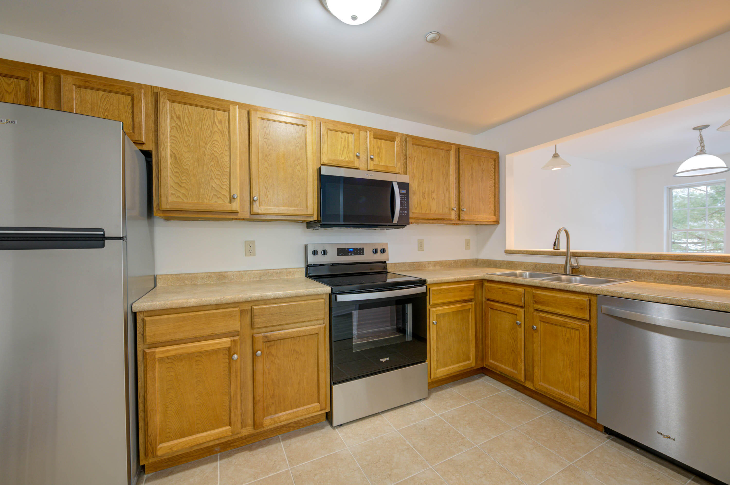 18 Smithwheel Road, Unit 63 Old Orchard Beach, ME 04064 - Photo 3 of 29 Kitchen