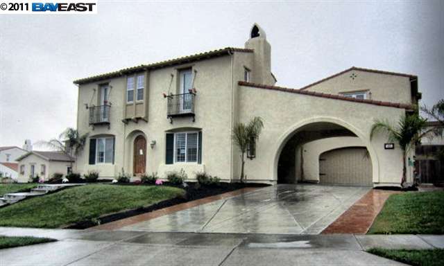 464 Calico Court San Ramon, CA 94582 - Photo 1 of 1 a front view of a house with garden