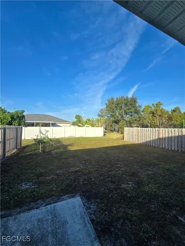 $1,695 | 3026 Skyline Boulevard, Cape Coral, FL 33914