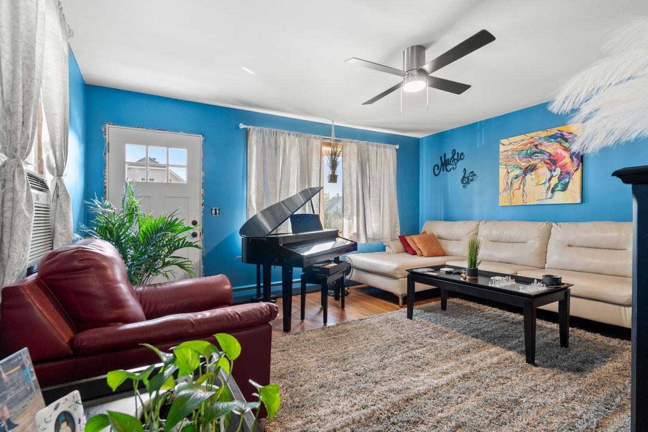 416 Cilley Road Manchester, NH 03103 - Photo 8 of 33