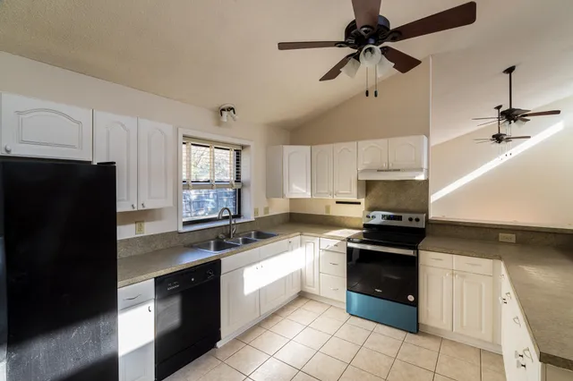 $3,500 | 1612 Means Street, Charleston, SC 29412