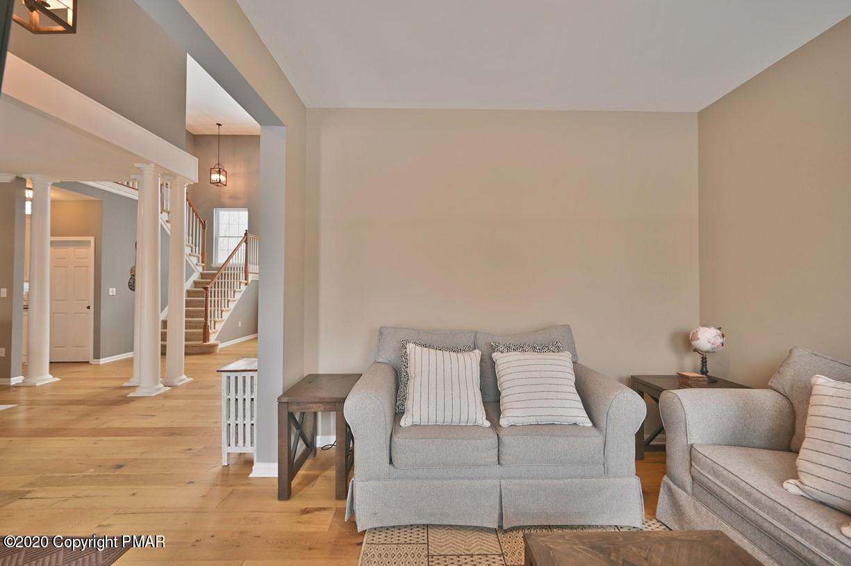 127 Skytop Road Long Pond, PA 18334 - Photo 20 of 106 Living Room