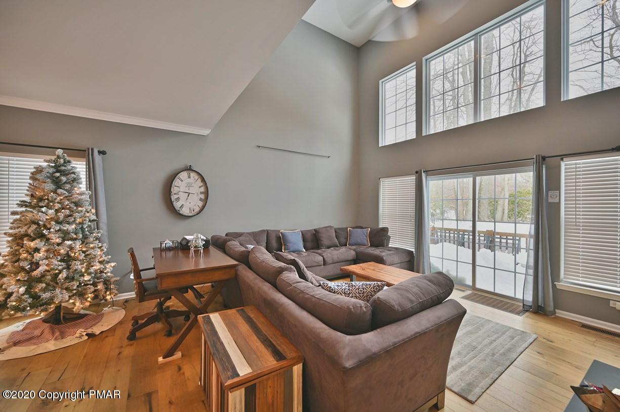 127 Skytop Road Long Pond, PA 18334 - Photo 30 of 106 Family Room