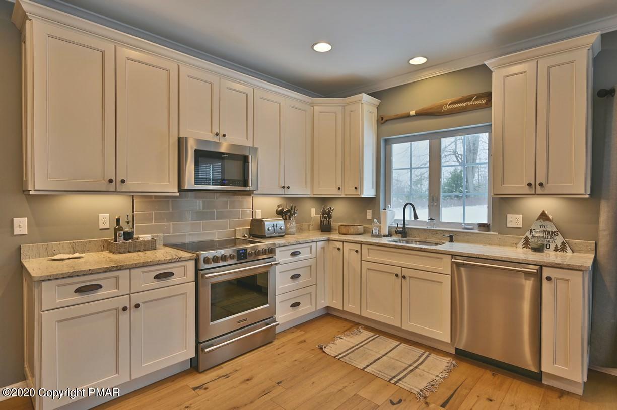 127 Skytop Road Long Pond, PA 18334 - Photo 47 of 106 Kitchen